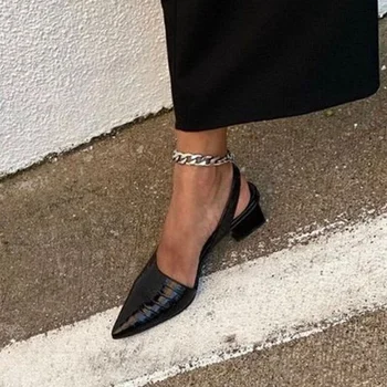 2021 Sandale Femei de Vara Noua Moda Sandale pentru Femei Culoare Solidă a Subliniat Sandale Toate-meci de Cauciuc Confortabil Pantofi cu Toc