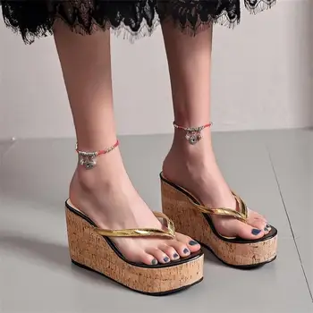 2021 Noua de Pantofi pentru Femei de Moda de Culoare Solidă PU Clasic Spic Mare Pantă Toc de Lumină și Sandale Confortabile KM172
