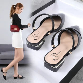 Sandale Femei 2021 Noi de Vara Un Pantof Două Porți Mediu Toc Toc Gros Pantofi Plat Alb Negru Sandale Papuci