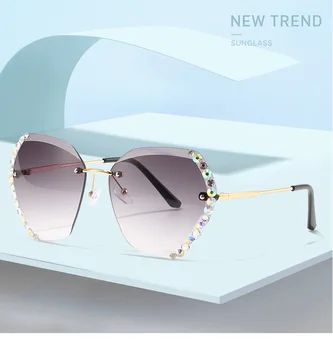 Noua modă fără ramă de ochelari de soare lentila de diamant împânzit poligonale ochelari de soare de sex feminin de personalitate ocean bucată gradient de culoare glasse