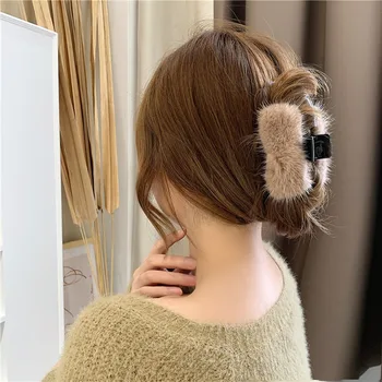 2021 Nou Coreean Gheare De Păr De Nurcă Blană Faux Pluș De Gheare De Păr Hairpin Pălării De Moda Bijuterii Cap Pom Pom Clipuri