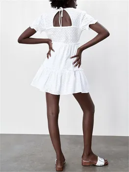 ZA 2021 vara noi de îmbrăcăminte pentru femei de moda de vârstă-reducerea vrac slăbire gol brodate V-gât rochie albă elegant pentru femei