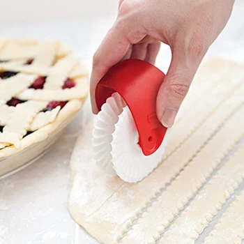 Pizza Pastry Lattice Cutter Pastry Pie Decoration Cutter Plastic Wheel Roller for Pizza Pastry Pie Crust Baking Cutter