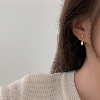 Noul Trend Personalizate Picătură De Apă Mici Margele De Metal De Aur Cercei Stud Pentru Femei Coreea Moda Bijuterii Ureche Cadou